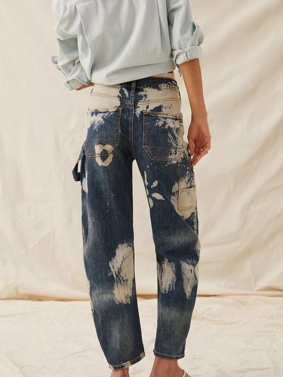 Pilcro Denim - Anthro Pilcro The Bow Boyfriend Jeans Bleach Barrel Style Size 29 Fray Ankle